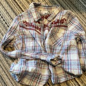 Women’s western shirt with embroidery